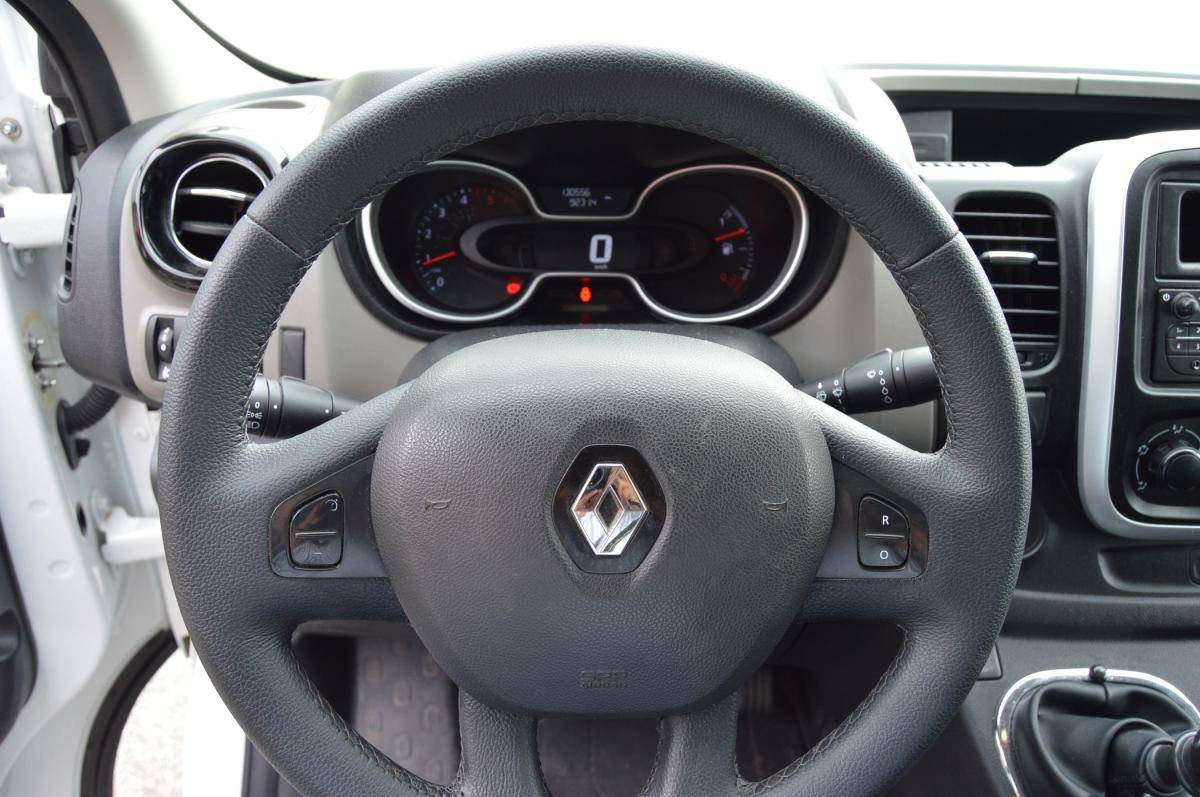 renault-trafic-2019-diesel-1598cc