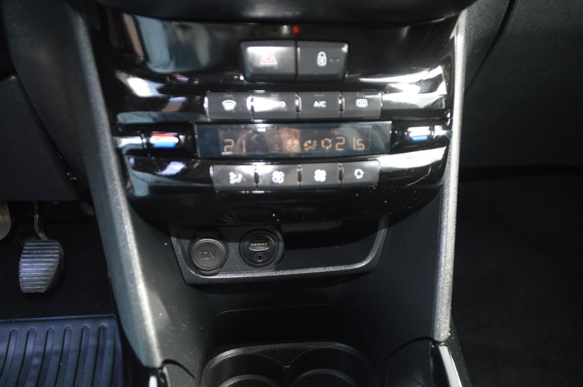 peugeot-2008-2019-diesel-1499cc