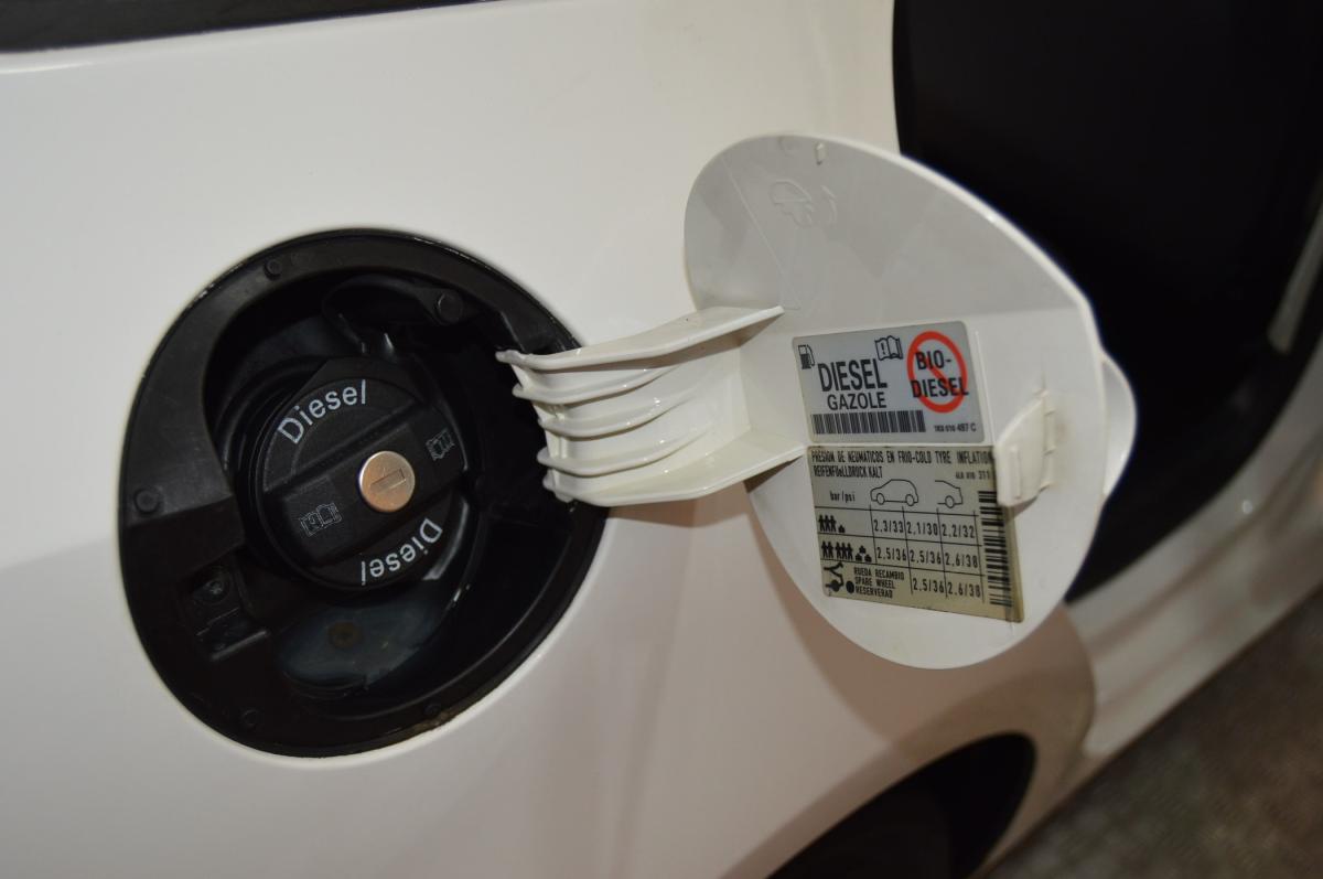 seat-ibiza-st-2012-diesel-1598cc