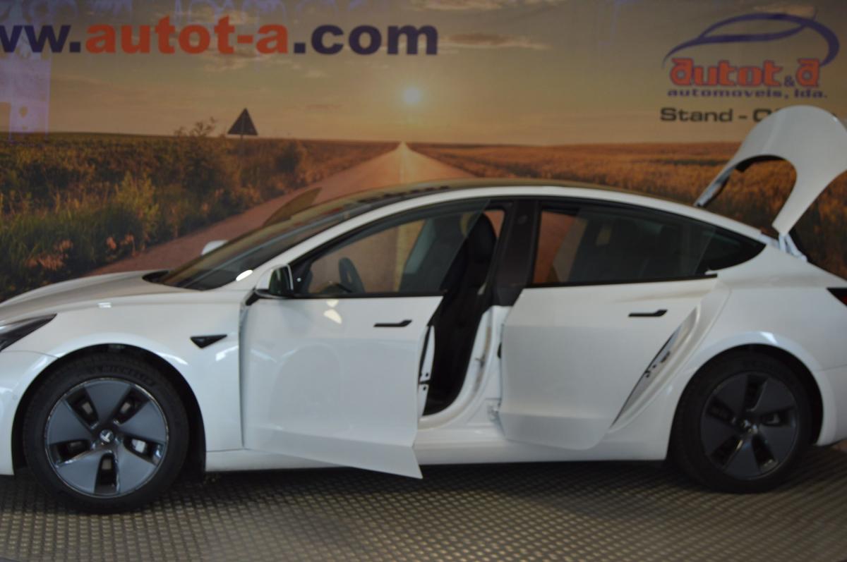 tesla-model-3-2021-eletrico-0cc