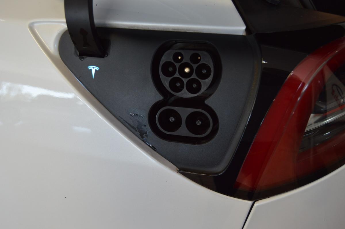 tesla-model-3-2021-eletrico-0cc