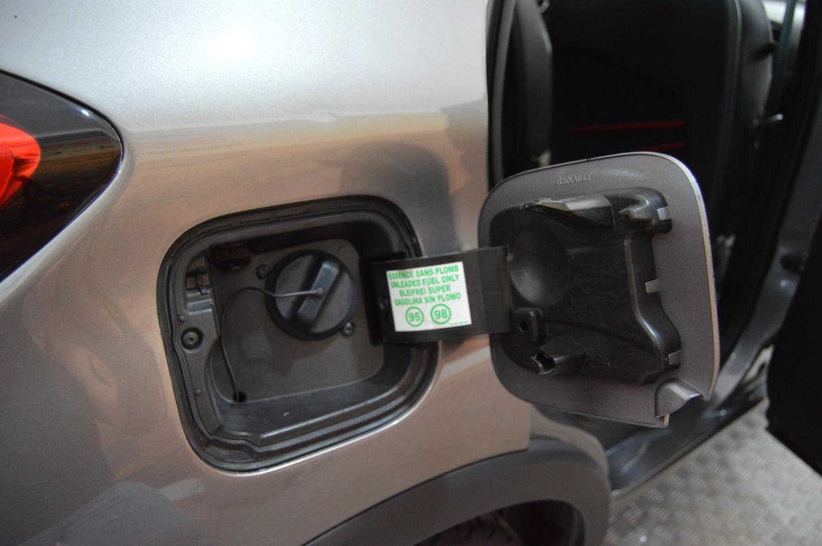 renault-captur-2014-gasolina-1197cc