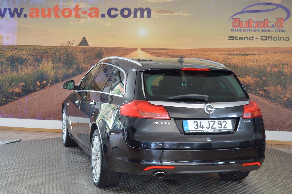 opel-insignia-sports-tourer-2010-diesel-1956cc