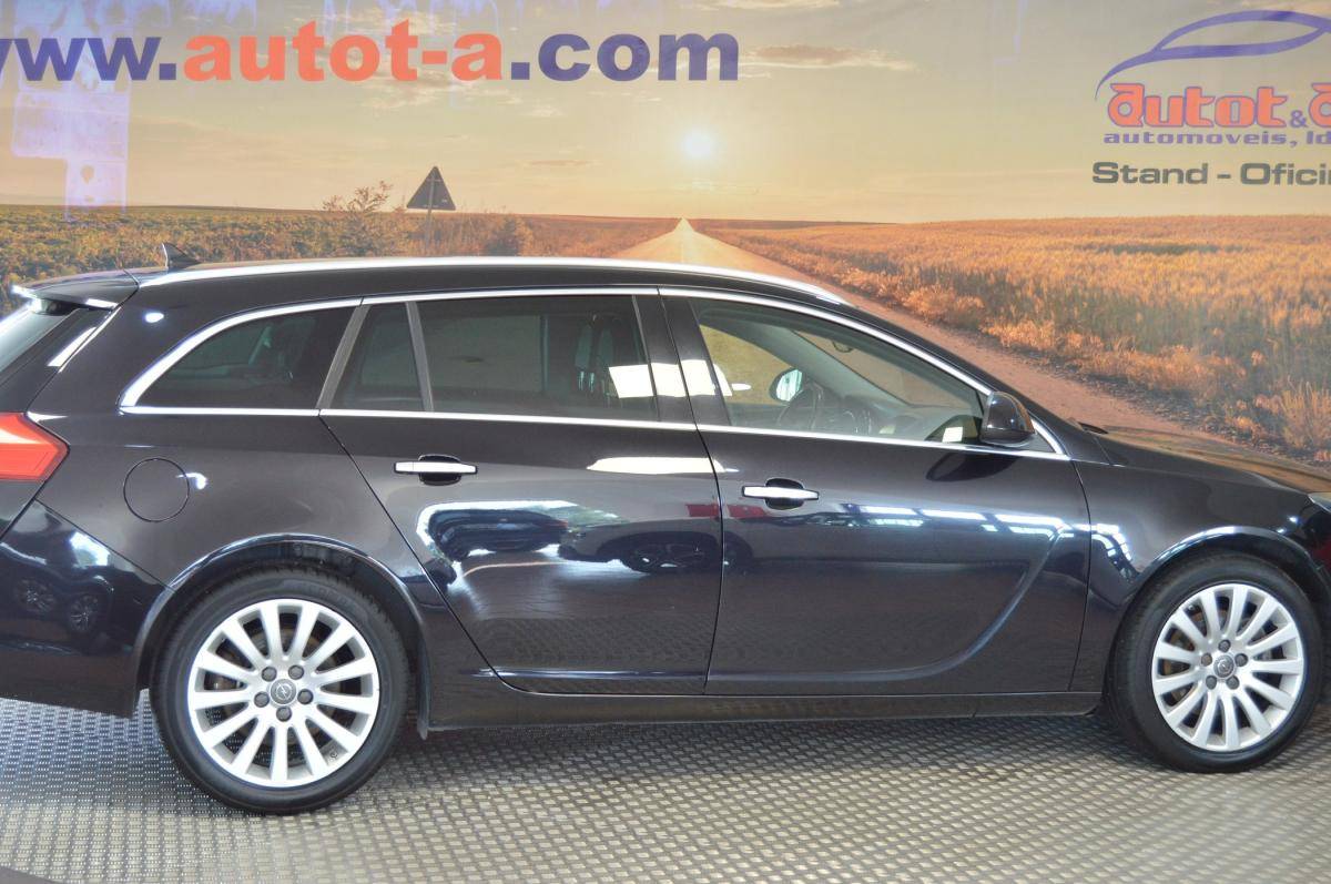 opel-insignia-sports-tourer-2010-diesel-1956cc