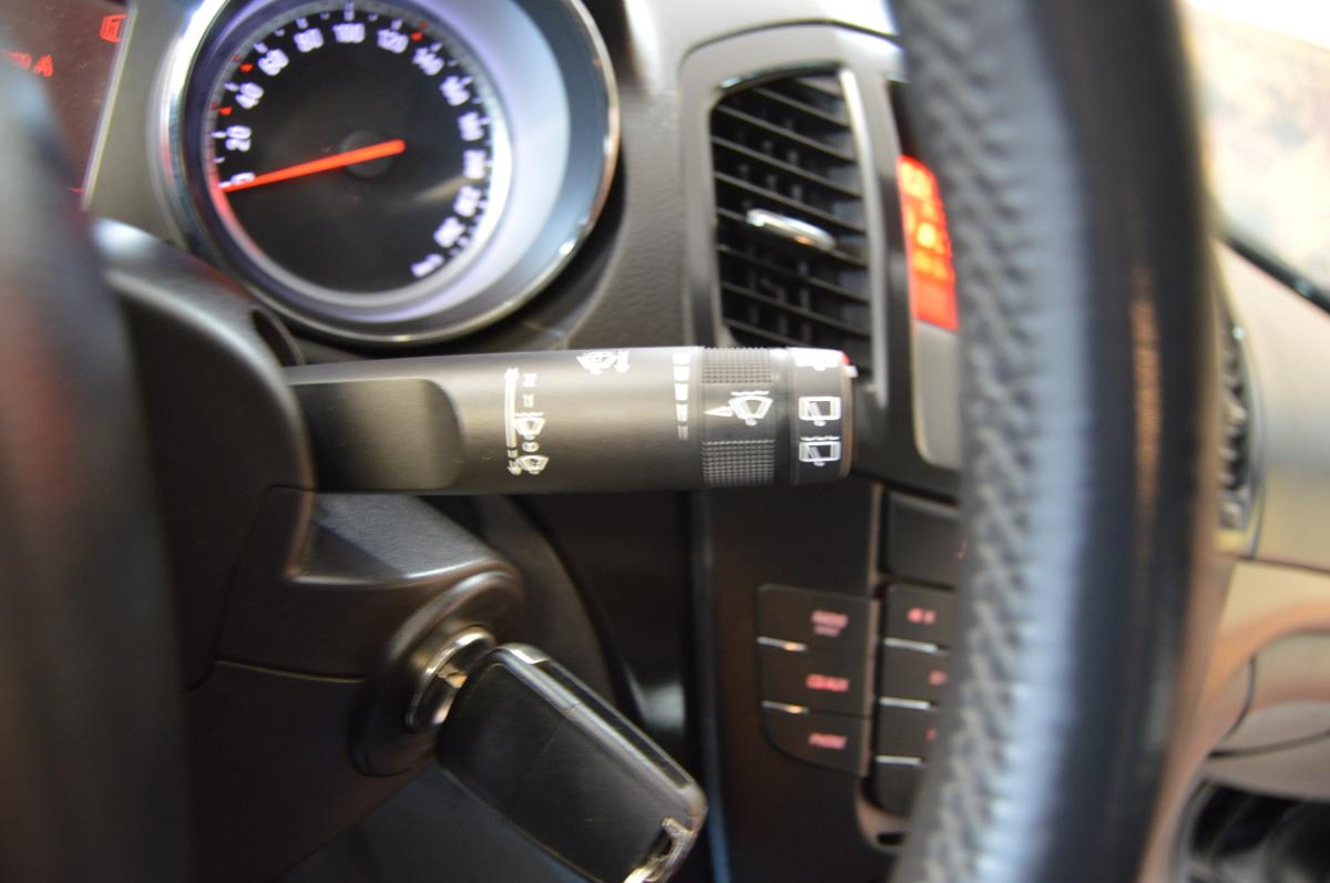 opel-insignia-sports-tourer-2010-diesel-1956cc