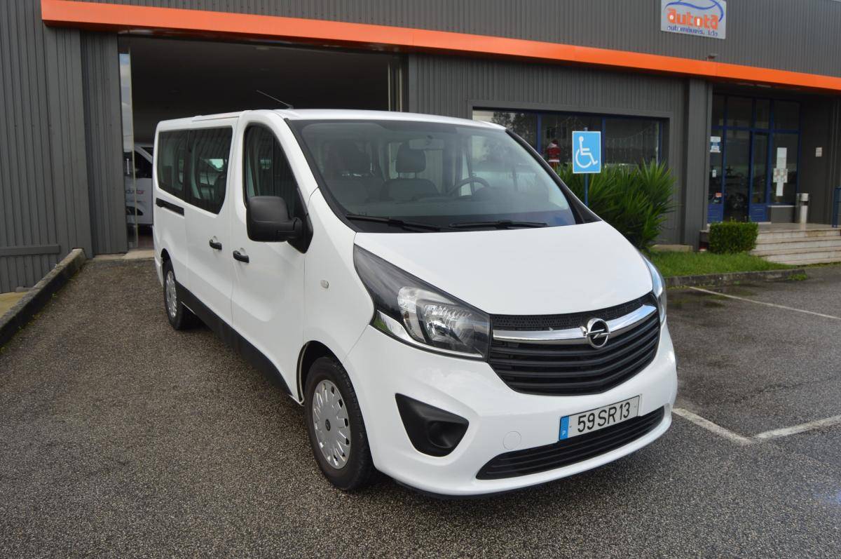opel-vivaro-2017-diesel-1598cc