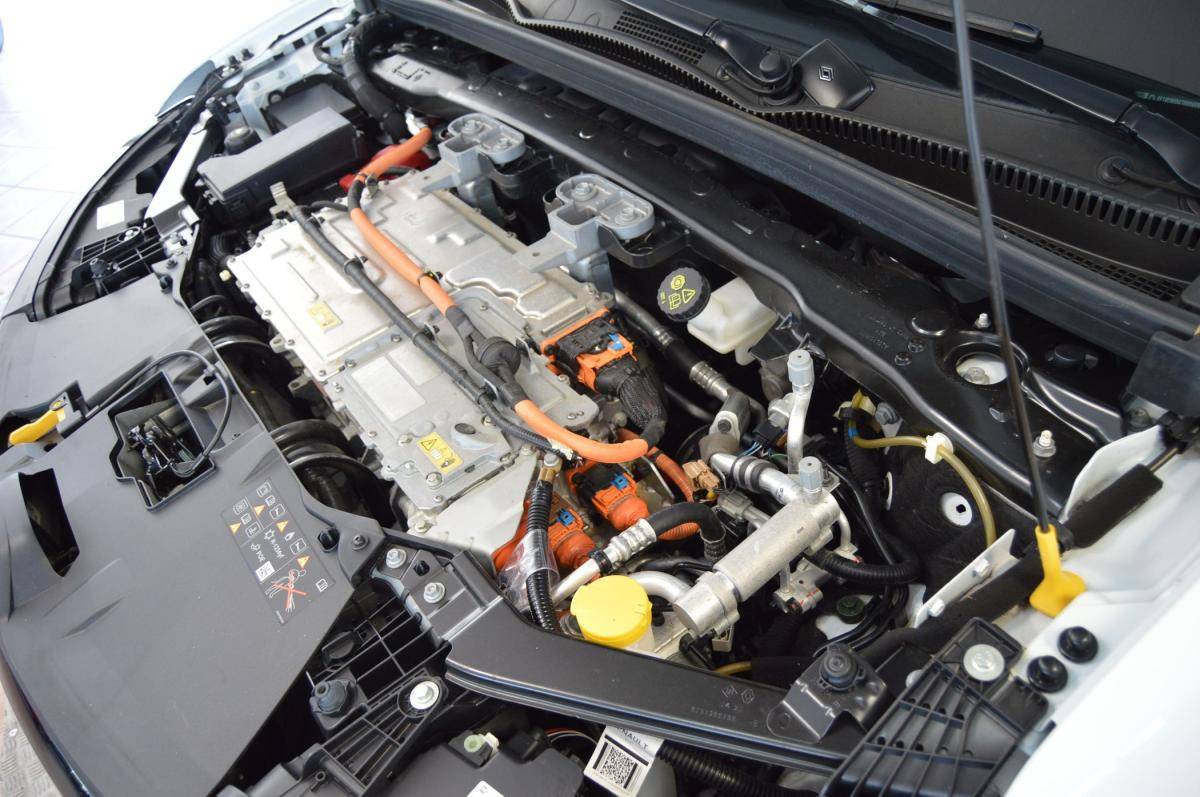 renault-megane-e-tech-2022-eletrico-0cc