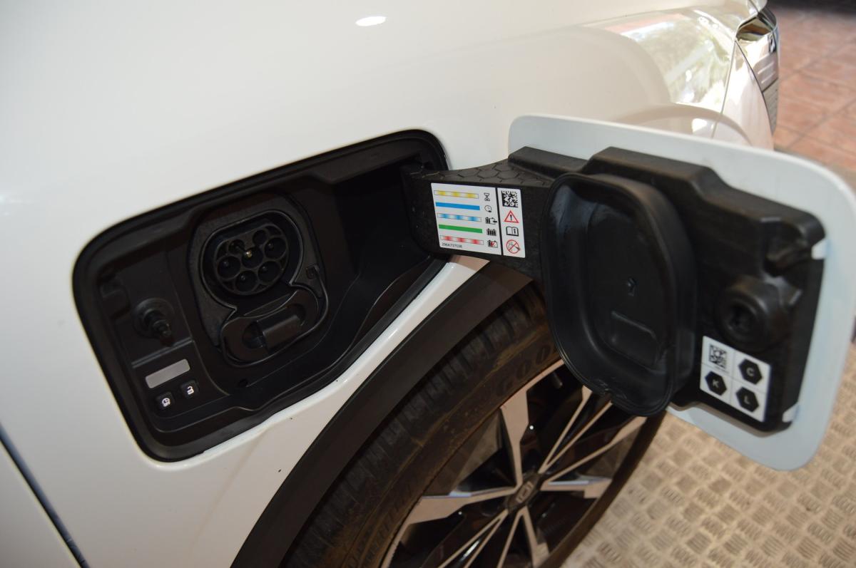 renault-megane-e-tech-2022-eletrico-0cc