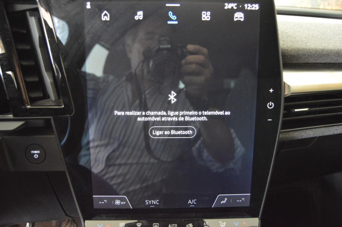 renault-megane-e-tech-2022-eletrico-0cc