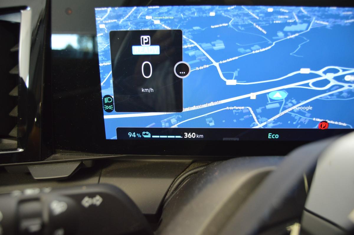 renault-megane-e-tech-2022-eletrico-0cc