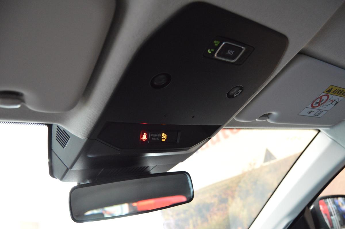 renault-megane-e-tech-2022-eletrico-0cc