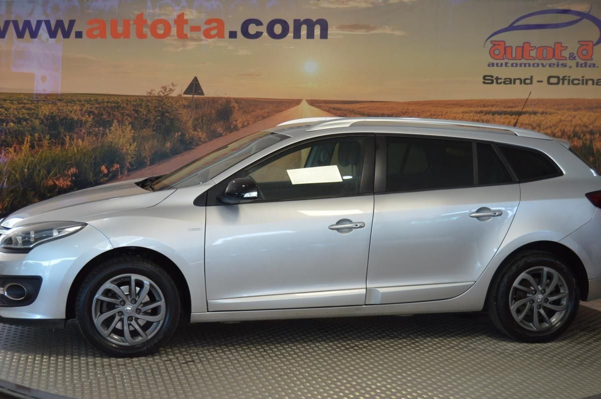 renault-megane-sport-tourer-2015-diesel-1461cc