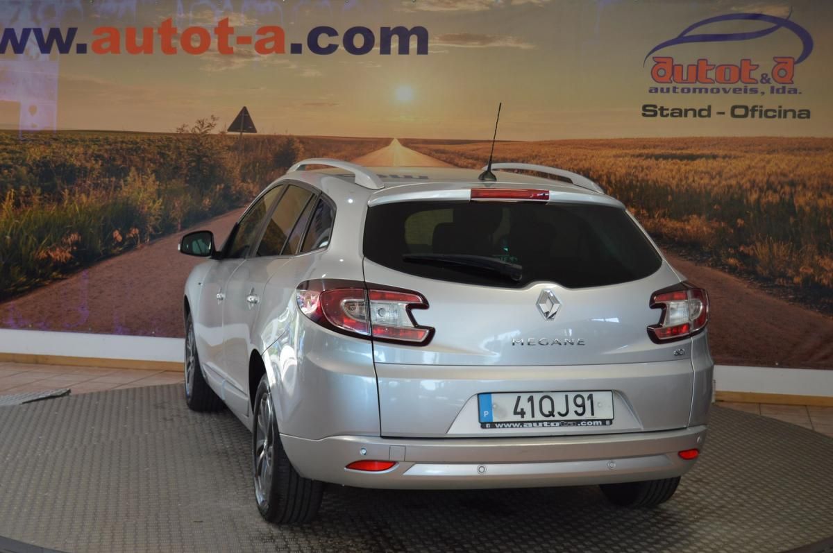 renault-megane-sport-tourer-2015-diesel-1461cc