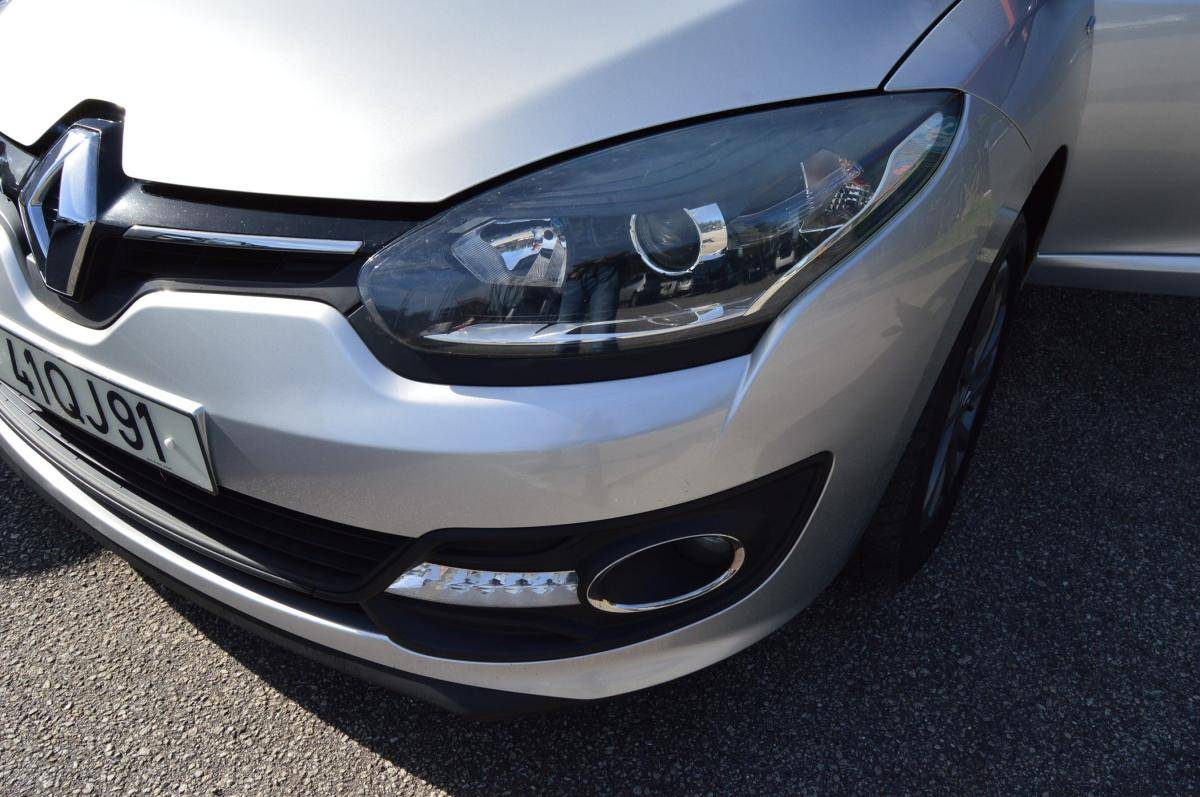 renault-megane-sport-tourer-2015-diesel-1461cc