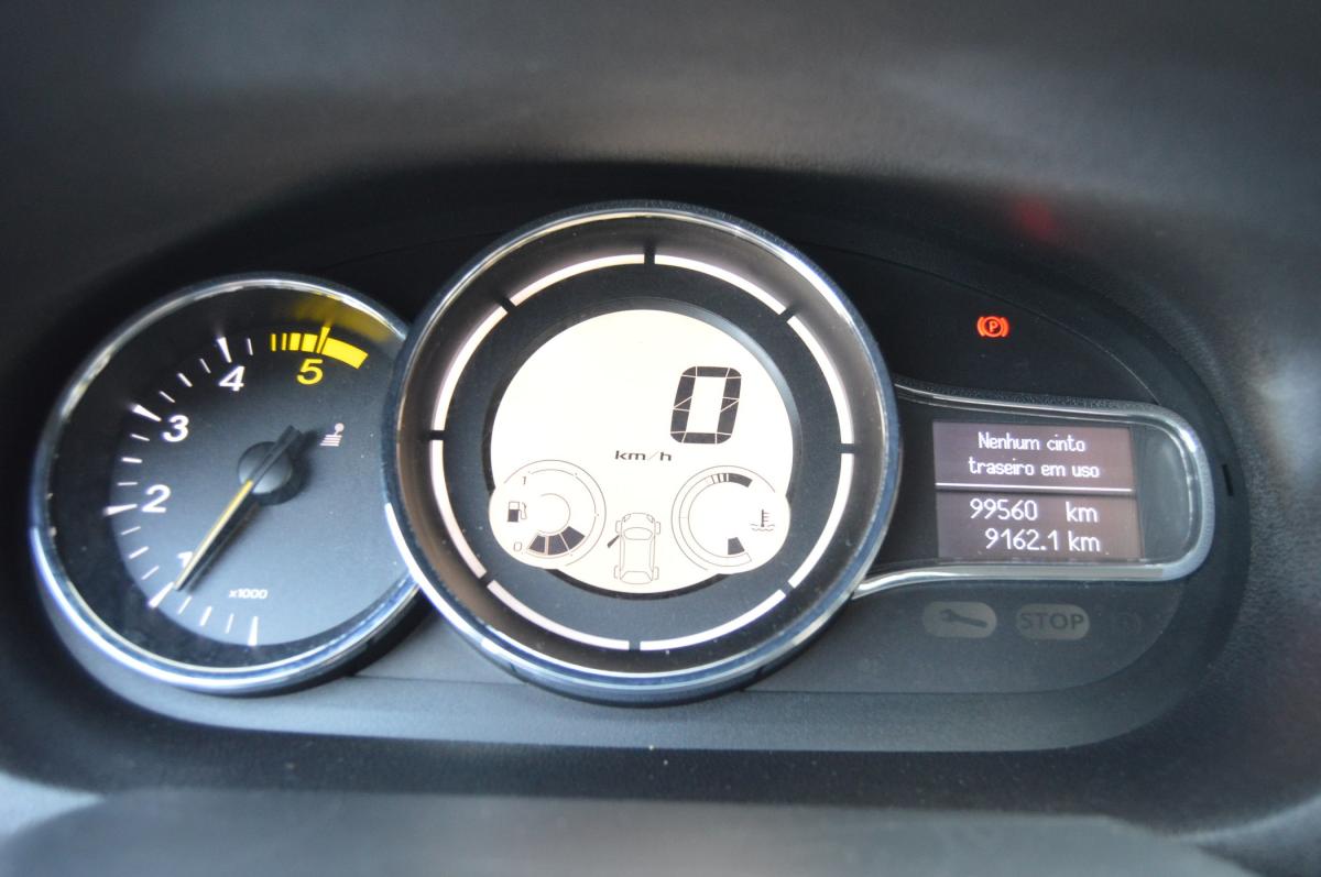 renault-megane-sport-tourer-2015-diesel-1461cc