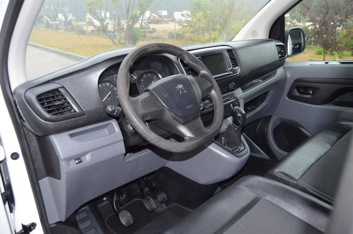 peugeot-expert-2019-diesel-1560cc