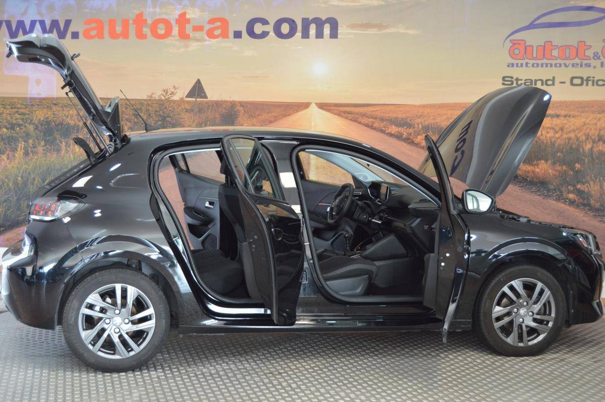 peugeot-208-2023-diesel-1499cc