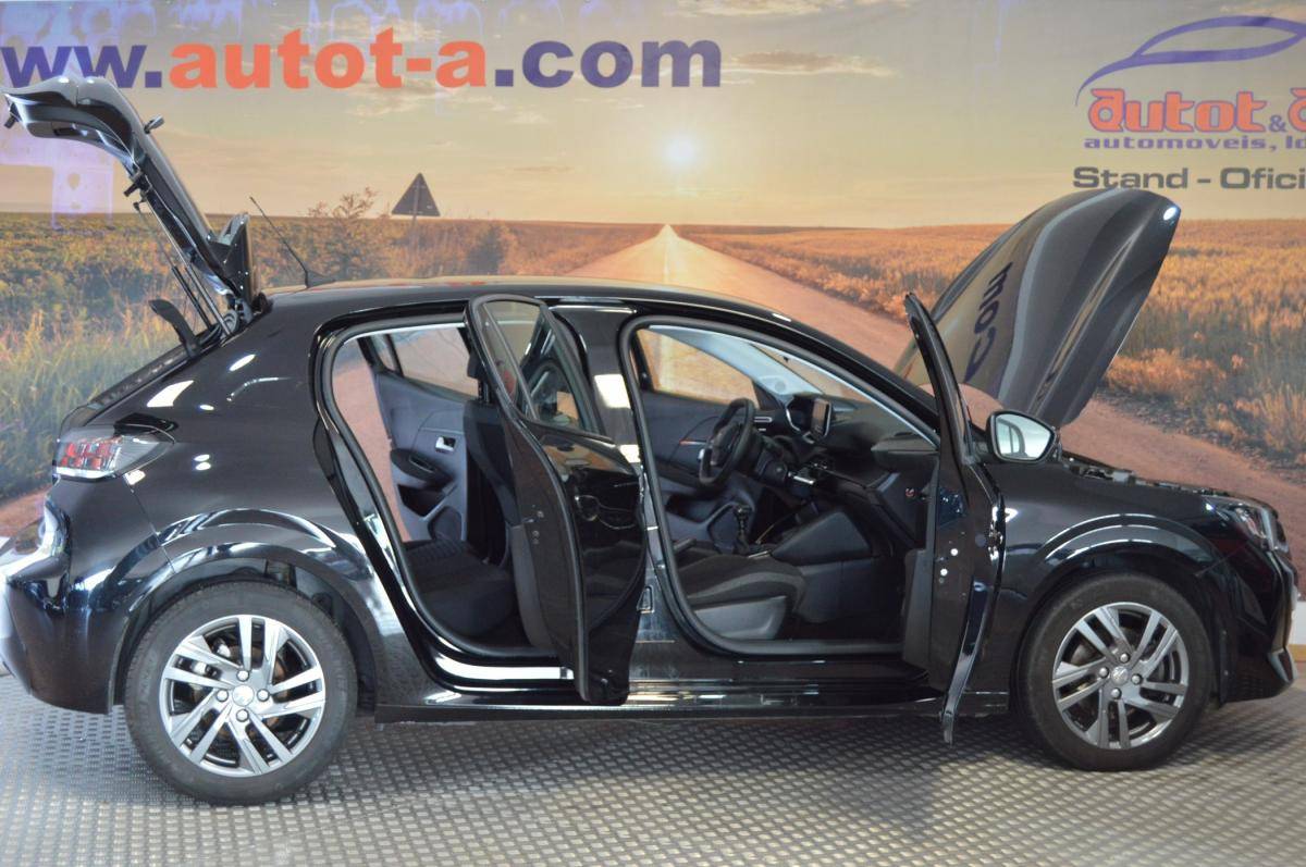 peugeot-208-2023-diesel-1499cc