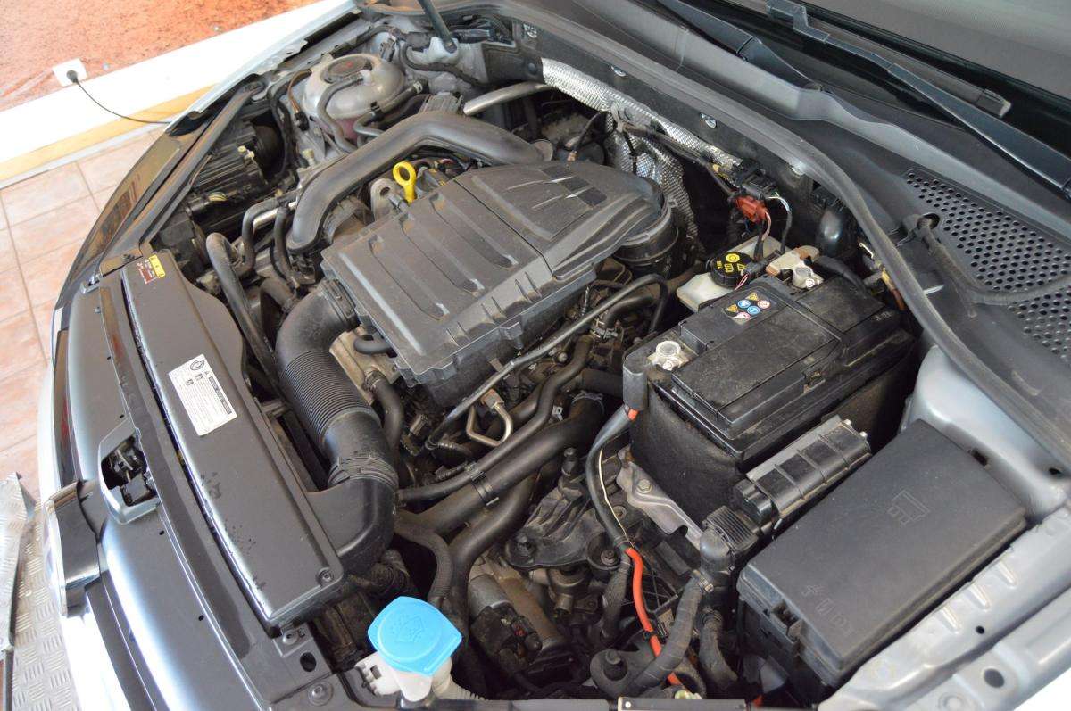 volkswagen-golf-2018-gasolina-999cc