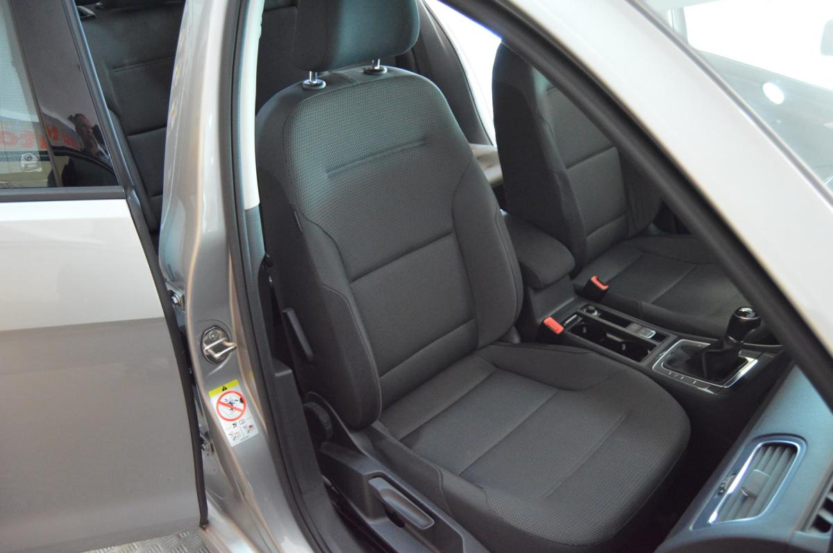 volkswagen-golf-2018-gasolina-999cc