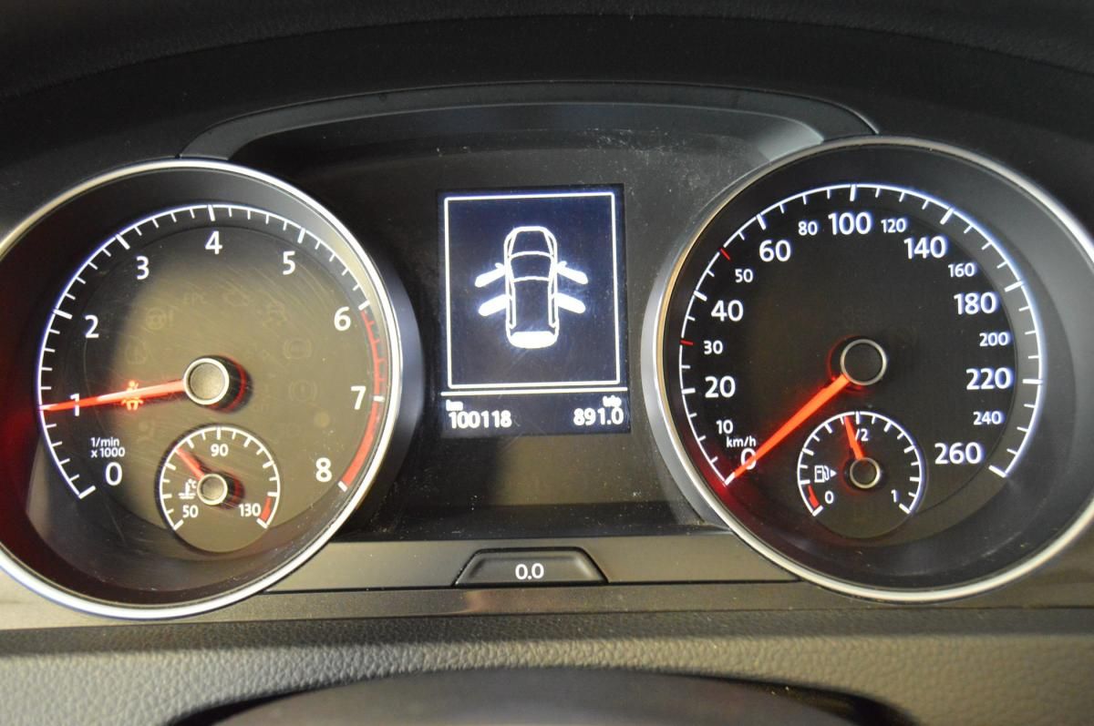 volkswagen-golf-2018-gasolina-999cc