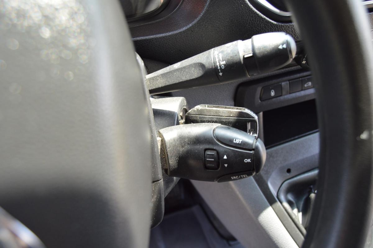 citroen-jumpy-2021-diesel-1499cc