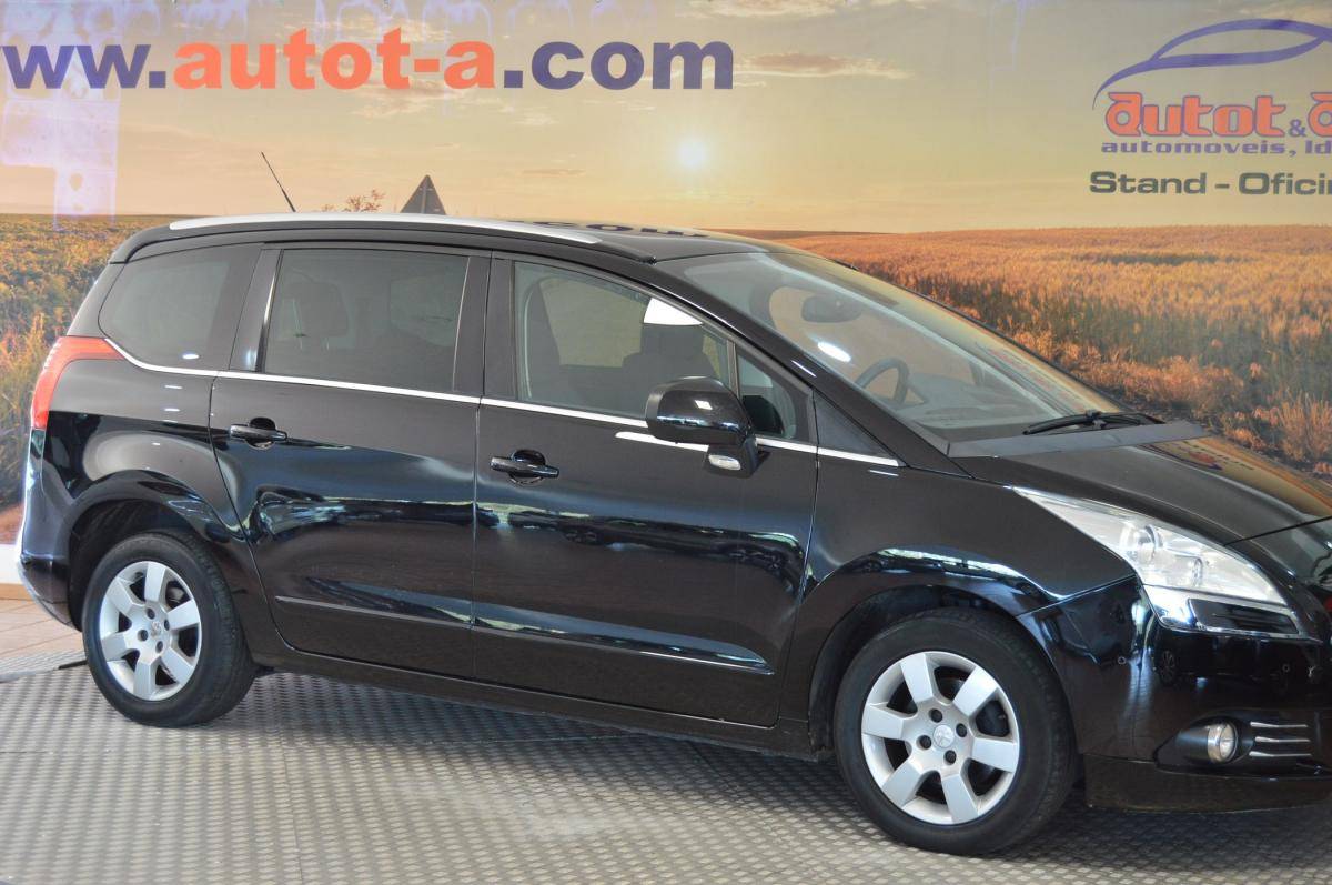 peugeot-5008-2012-diesel-1560cc