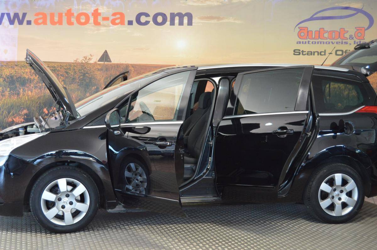 peugeot-5008-2012-diesel-1560cc