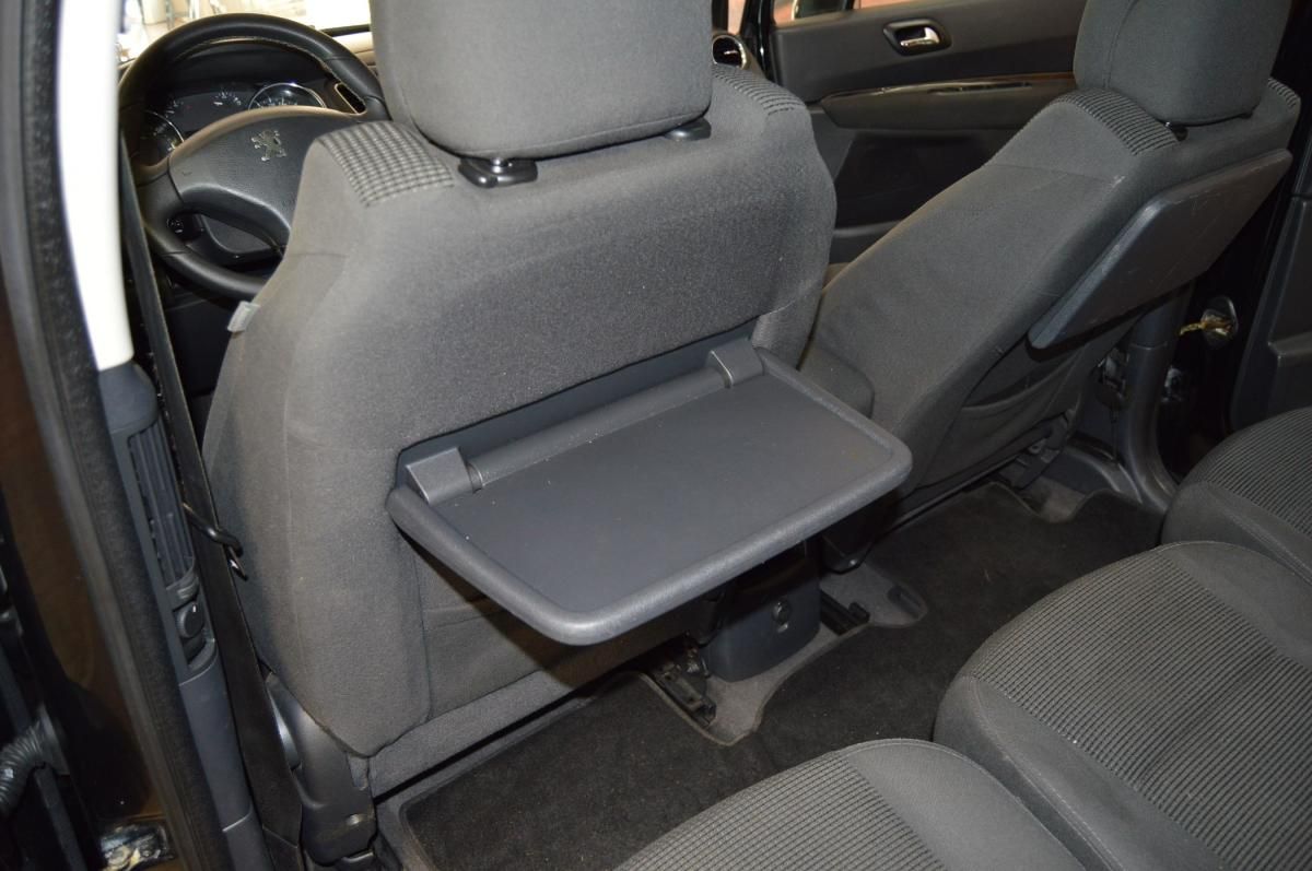 peugeot-5008-2012-diesel-1560cc