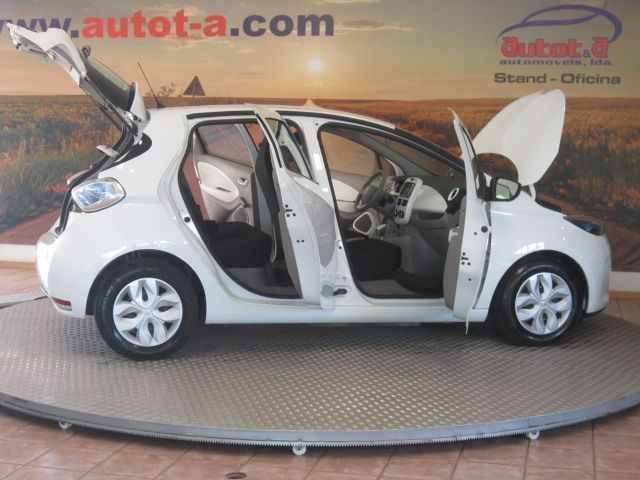 renault-zoe-2018-eletrico-500cc