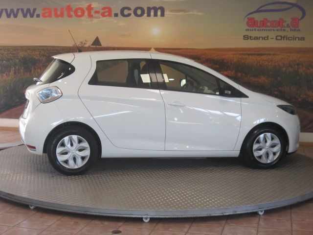renault-zoe-2018-eletrico-500cc