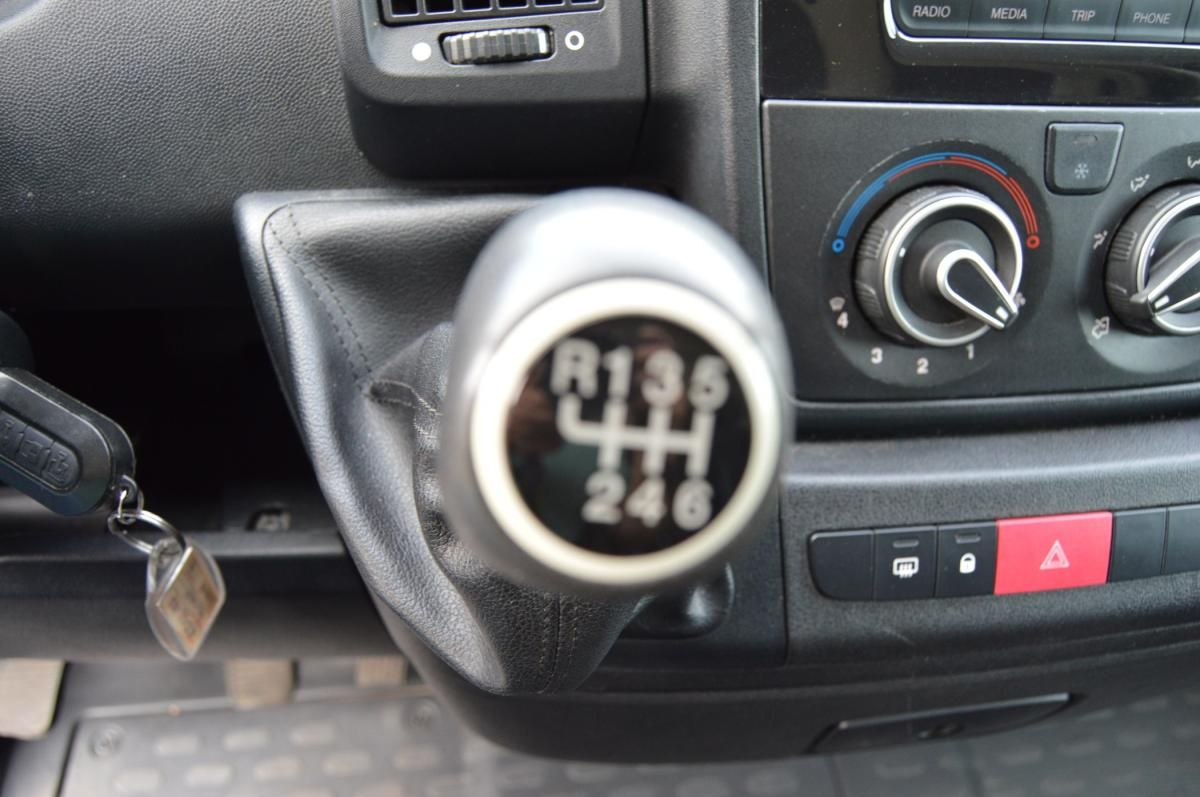 peugeot-boxer-2021-diesel-2179cc