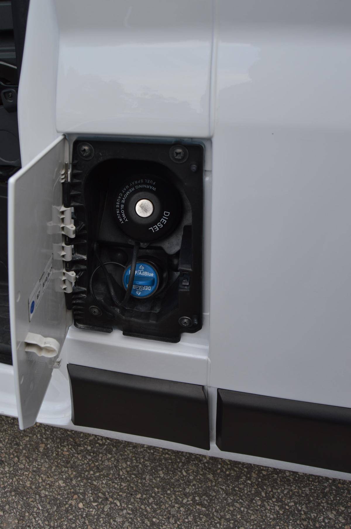 peugeot-boxer-2021-diesel-2179cc