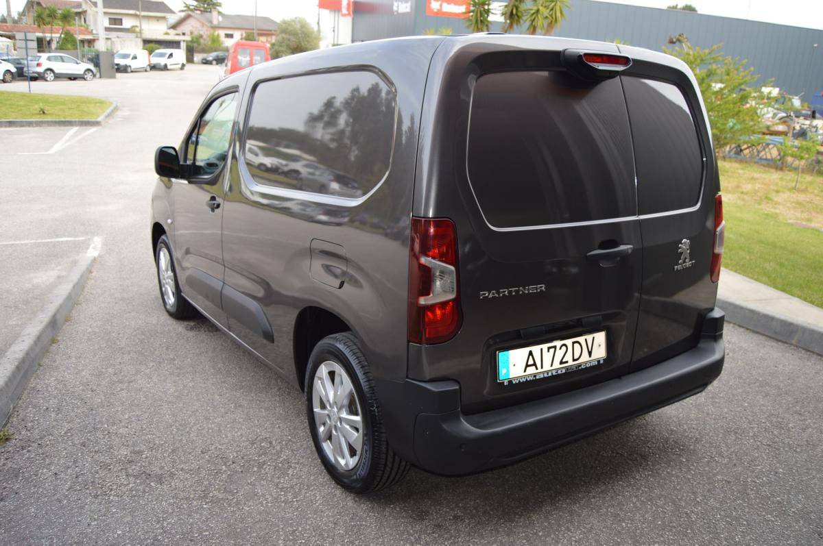 peugeot-partner-2021-diesel-1499cc