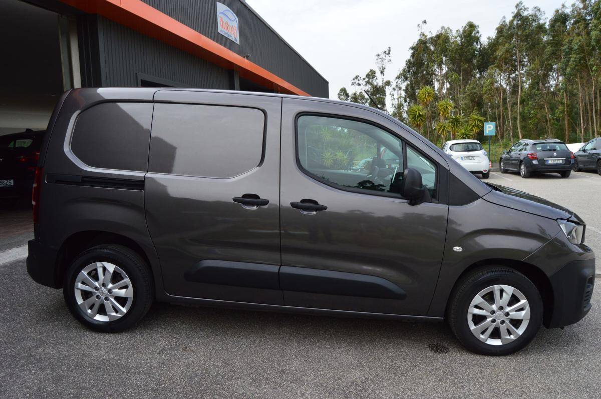 peugeot-partner-2021-diesel-1499cc