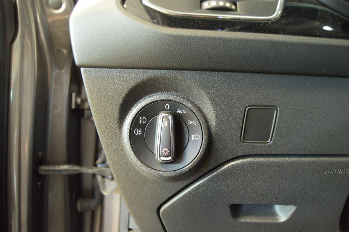 seat-leon-2014-diesel-1598cc