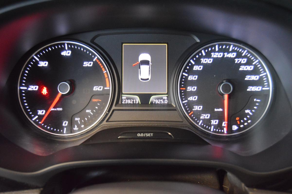 seat-leon-2014-diesel-1598cc