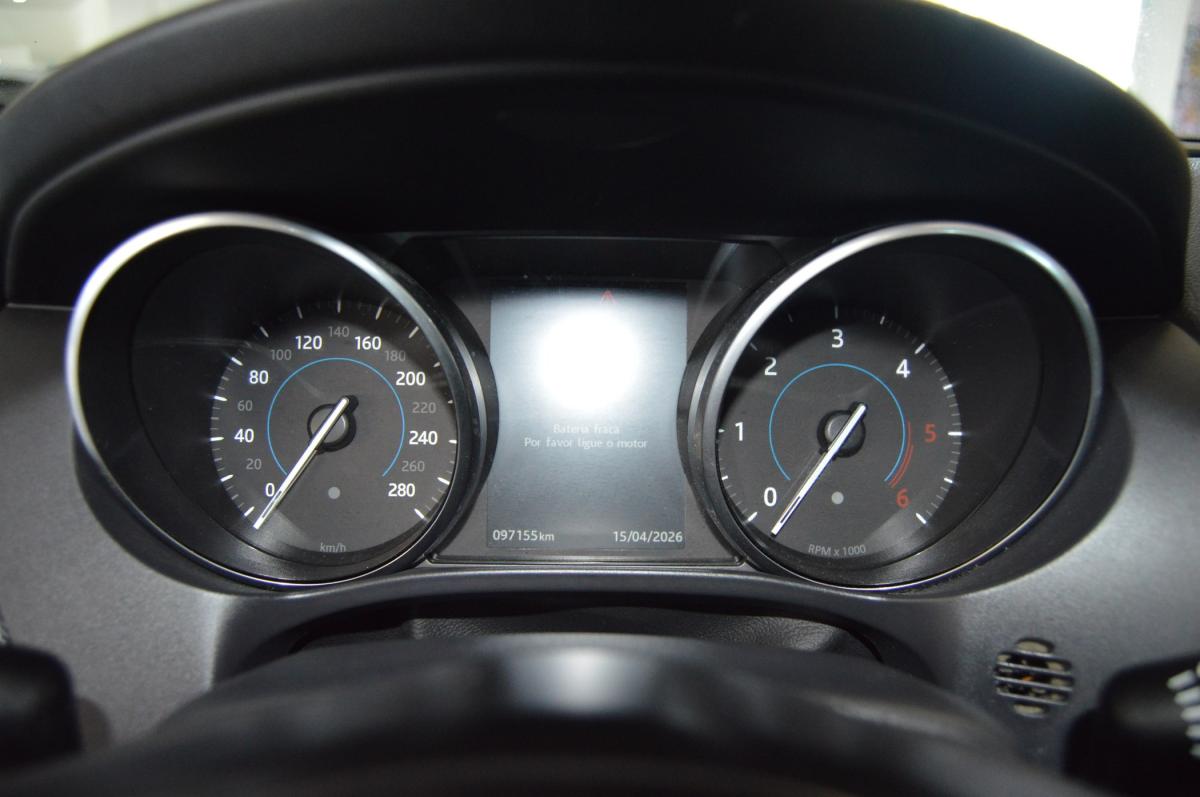 jaguar-f-pace-2016-diesel-1999cc