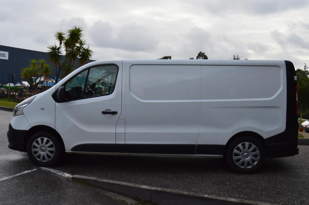 renault-trafic-2018-diesel-1598cc