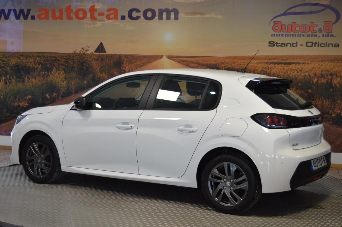 peugeot-208-2022-gasolina-1199cc