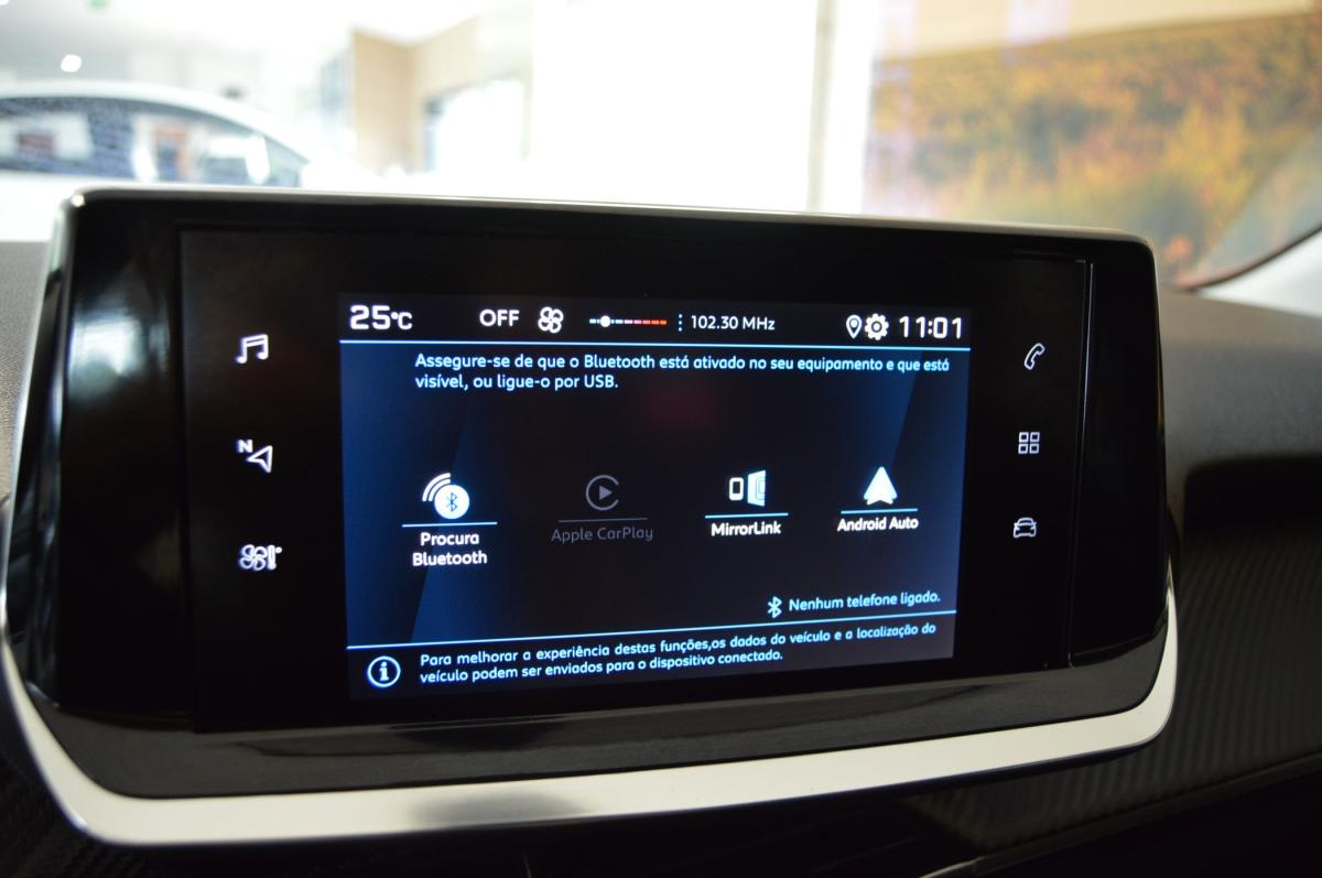 peugeot-208-2022-gasolina-1199cc