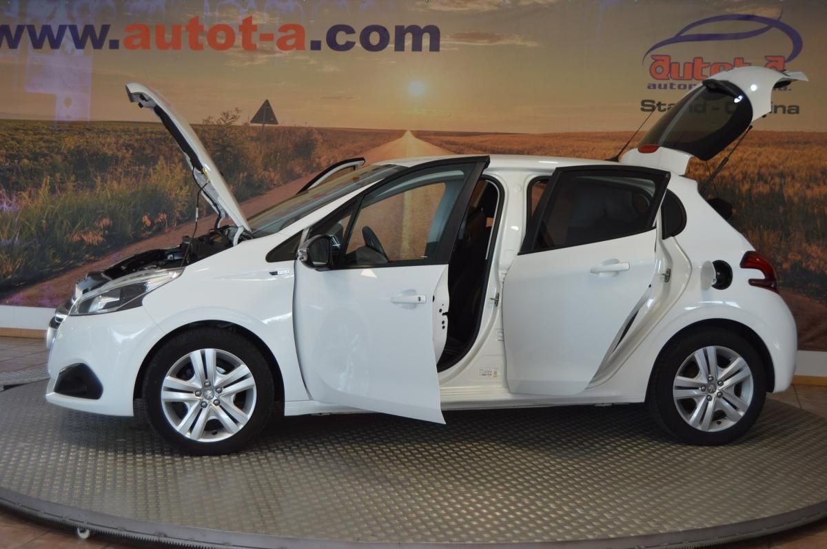 peugeot-208-2016-gasolina-1199cc