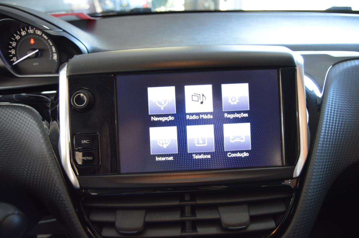 peugeot-208-2016-gasolina-1199cc