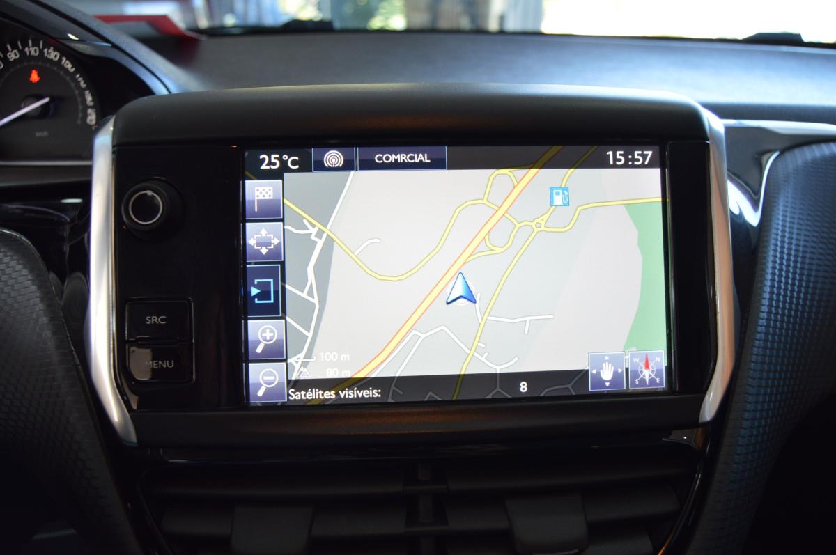 peugeot-208-2016-gasolina-1199cc