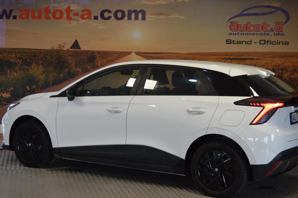 mg-mg4-2023-eletrico-500cc