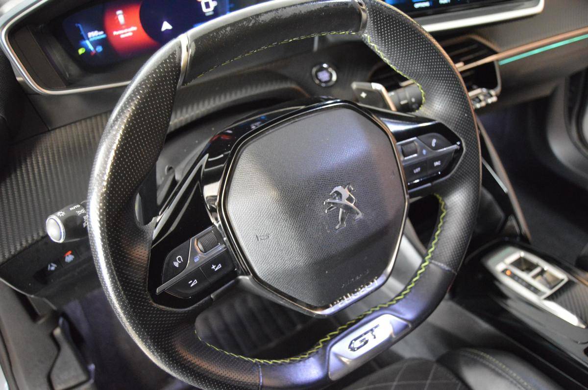 peugeot-2008-2022-gasolina-1199cc