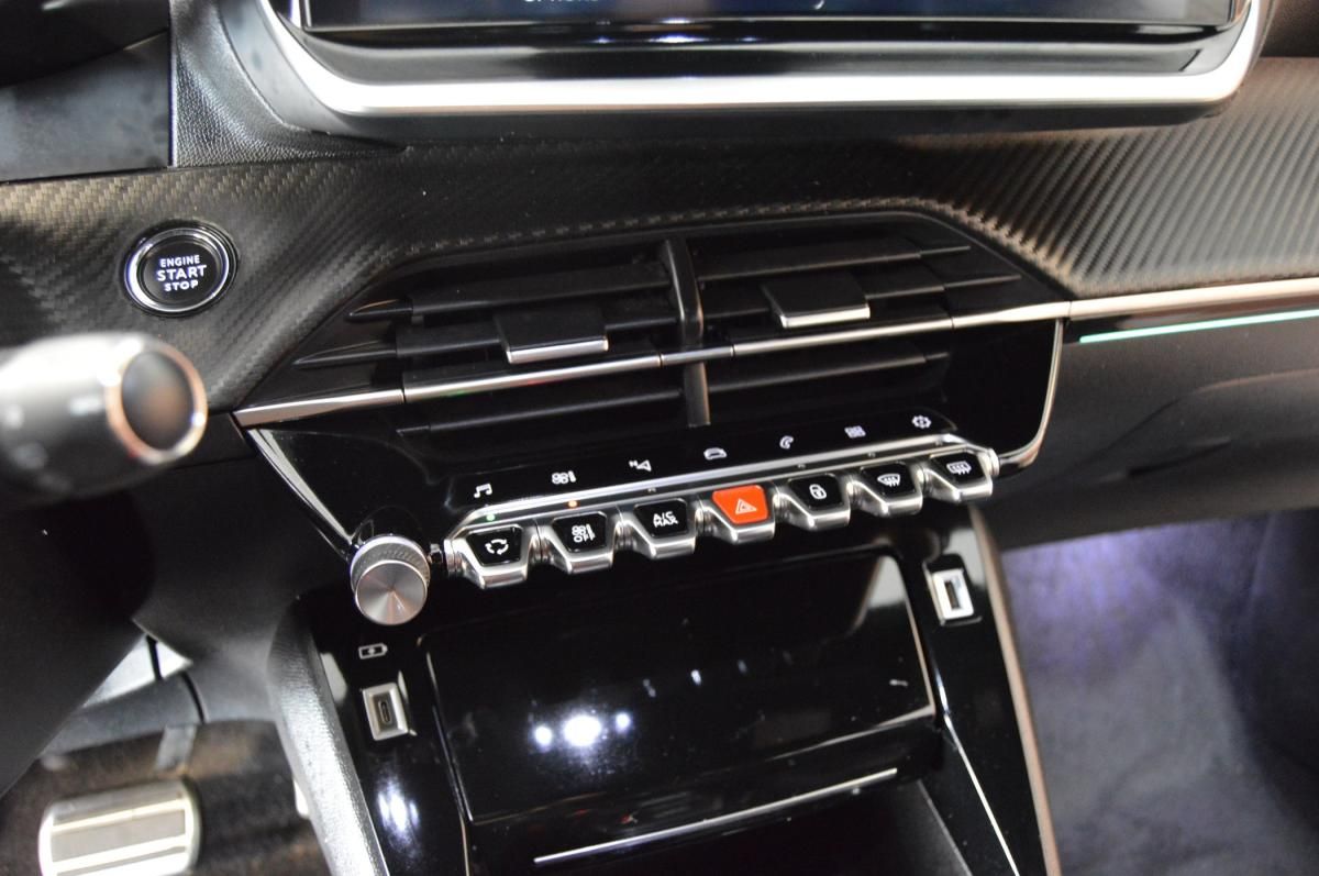peugeot-2008-2022-gasolina-1199cc