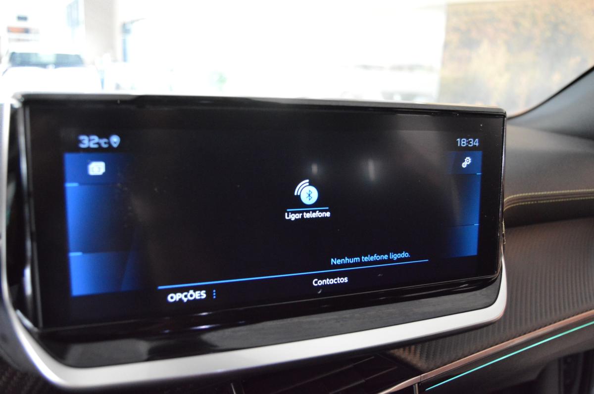 peugeot-2008-2022-gasolina-1199cc