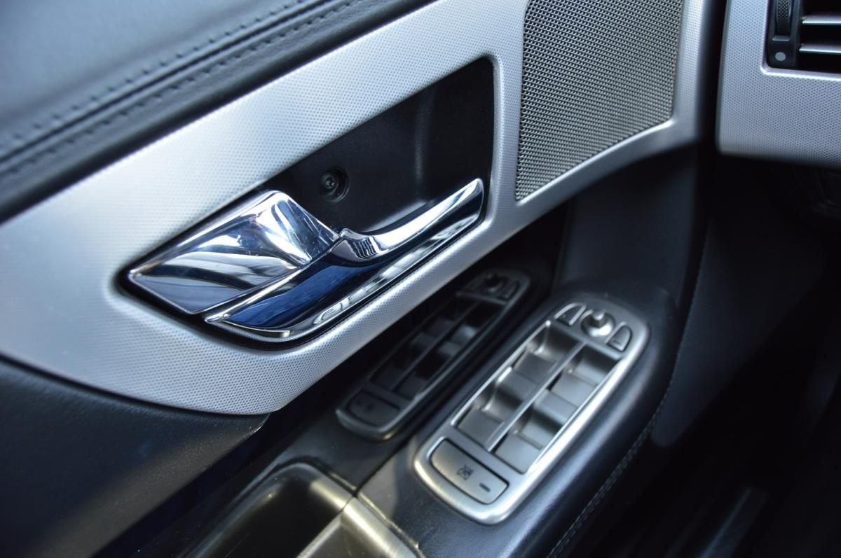 jaguar-xf-2010-diesel-2993cc