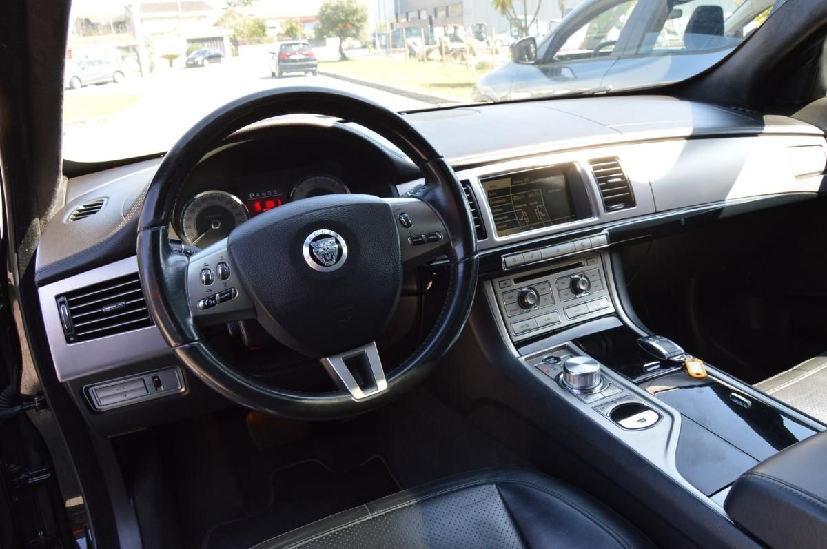 jaguar-xf-2010-diesel-2993cc